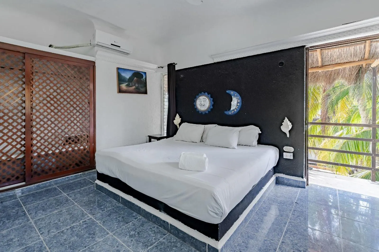 Mayan Art Hotel 10 Avenue Playa del Carmen