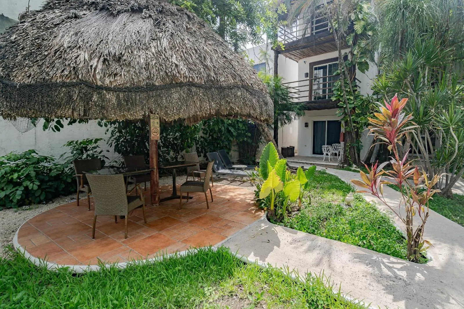 Mayan Art Hotel 10 Avenue Playa del Carmen