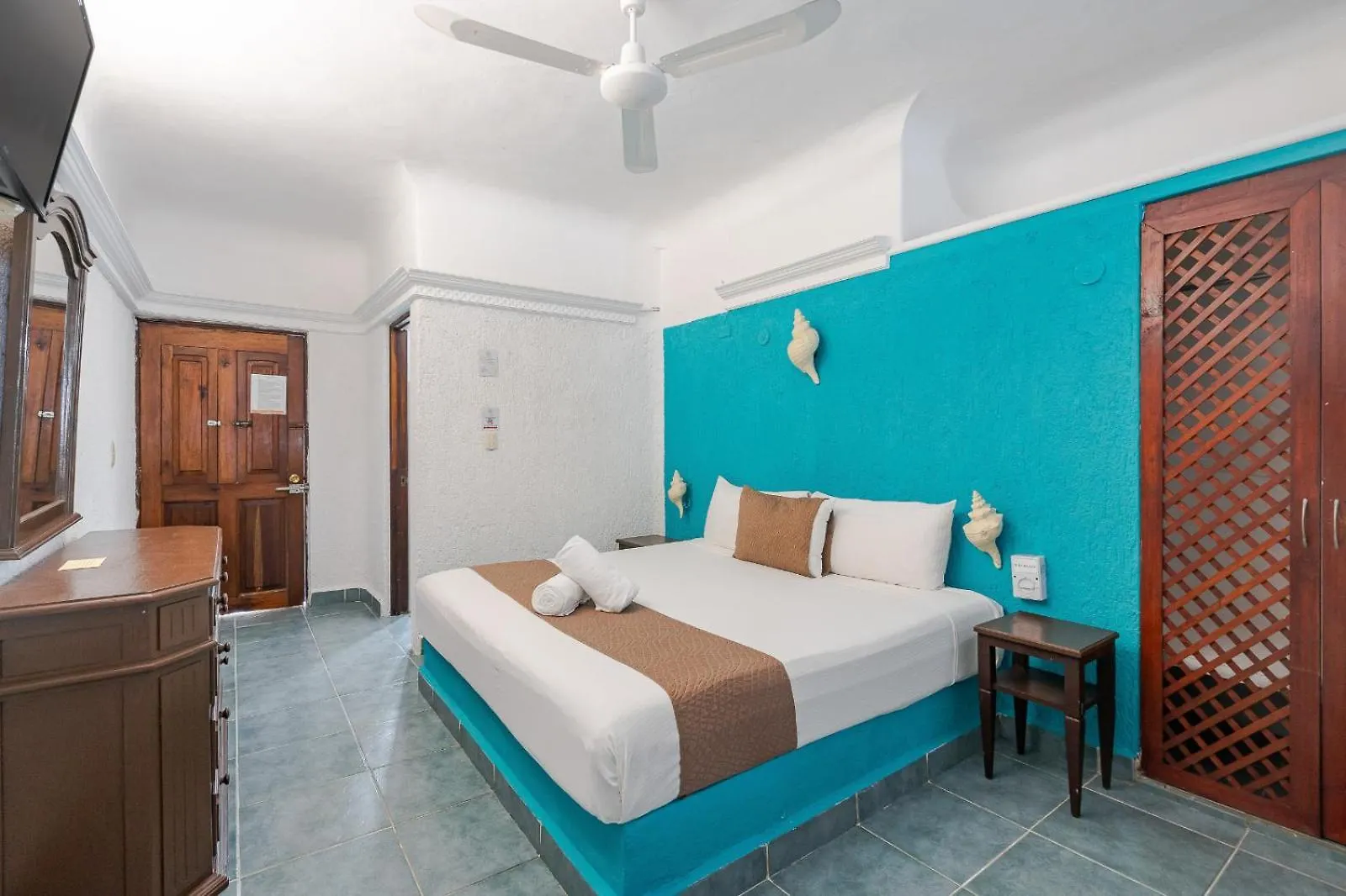 Mayan Art Hotel 10 Avenue Playa del Carmen
