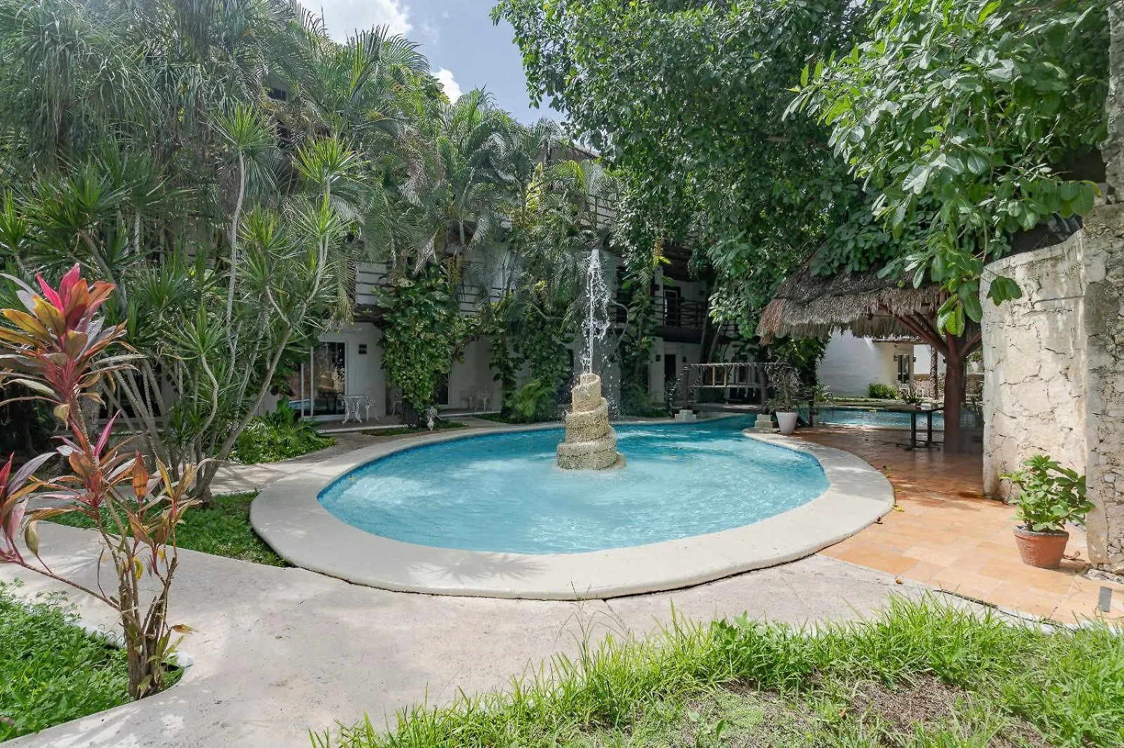 Mayan Art Hotel 10 Avenue Playa del Carmen